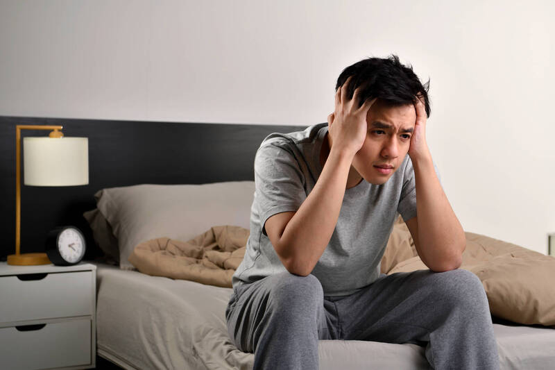越怕失眠越睡不著 醫授3招擺脫「睡眠焦慮症」 文/ 周伯翰醫師